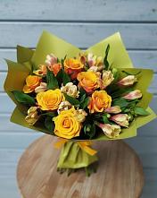 Букет цветов из:  Альстромерии и Розы в Дятьково