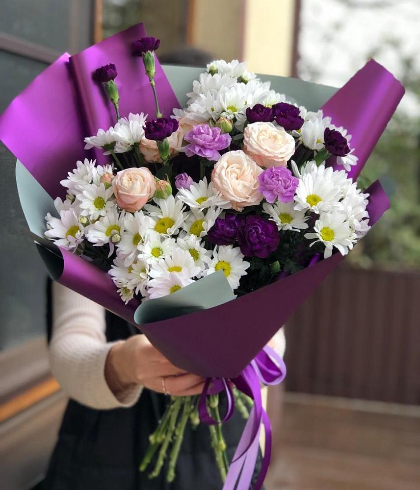 Букет цветов из: Хризантемы, Гвоздики и Розы в Дятьково