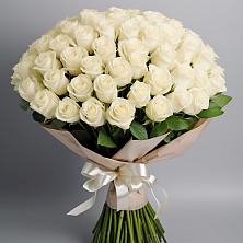 Букет 101 беля роза Белоснежка в Дятьково