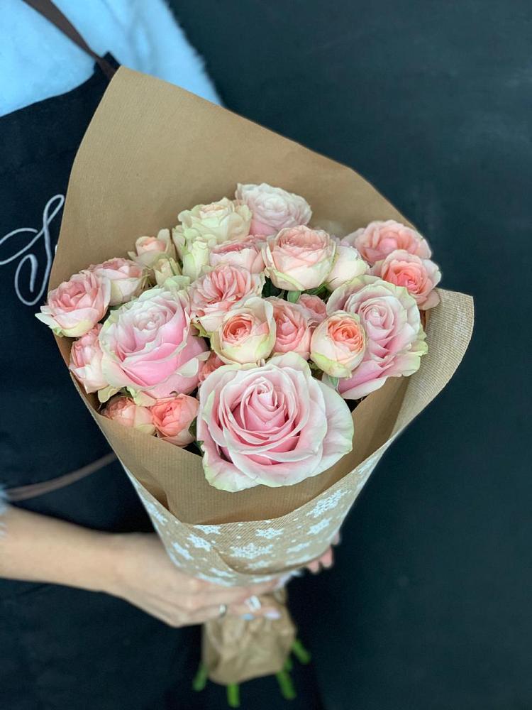 Букет цветов из: Хризантемы и Розы в Дятьково