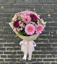 Букет цветов из:  Герберы и Хризантемы в Дятьково