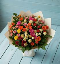 Букет Микс из разноцветных кустовых роз в Дятьково